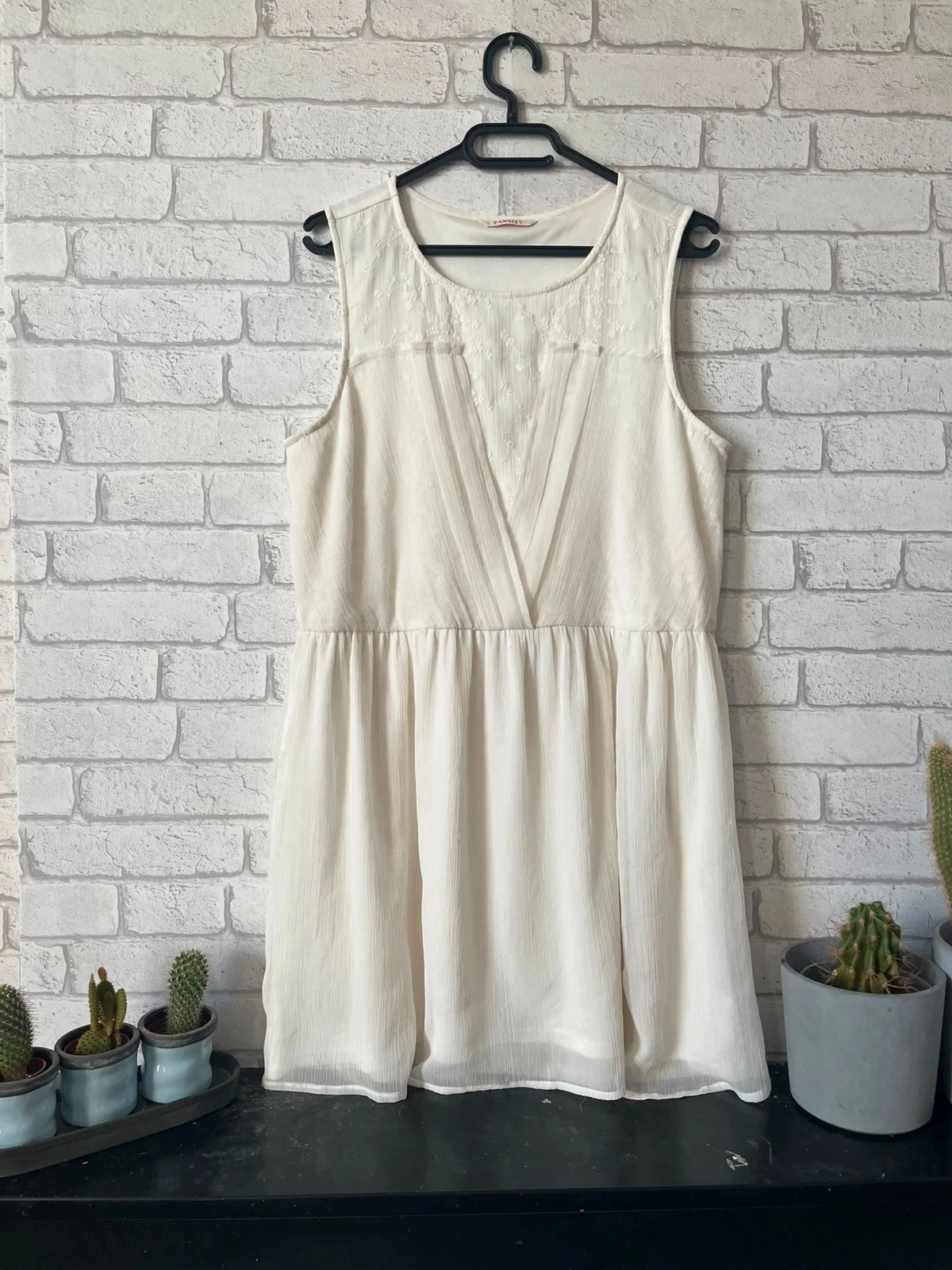 Robe Camaïeu écrue / blanc cassé – Taille 44